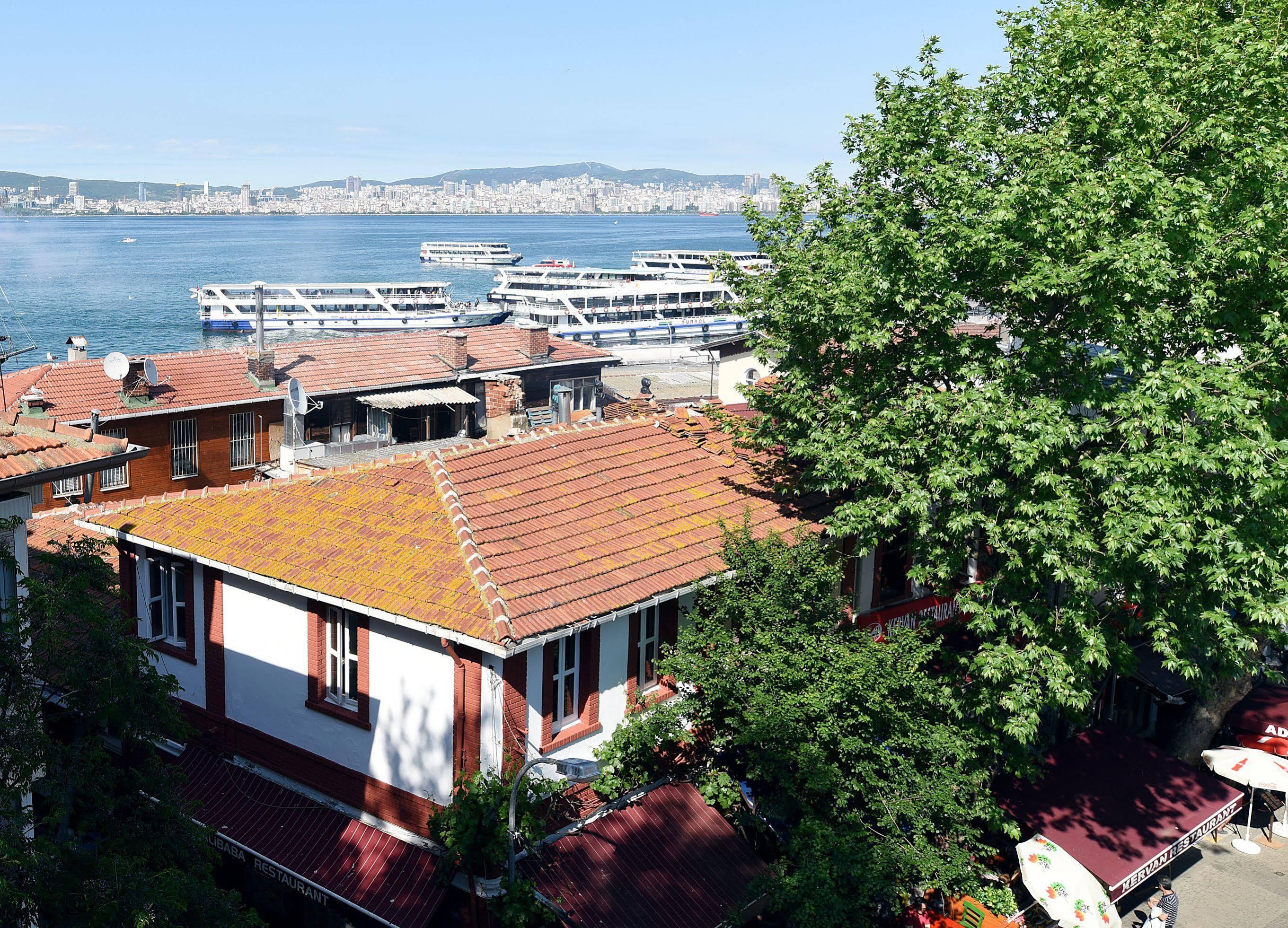 Marine House Boutique Hotel جزر الأمراء المظهر الخارجي الصورة