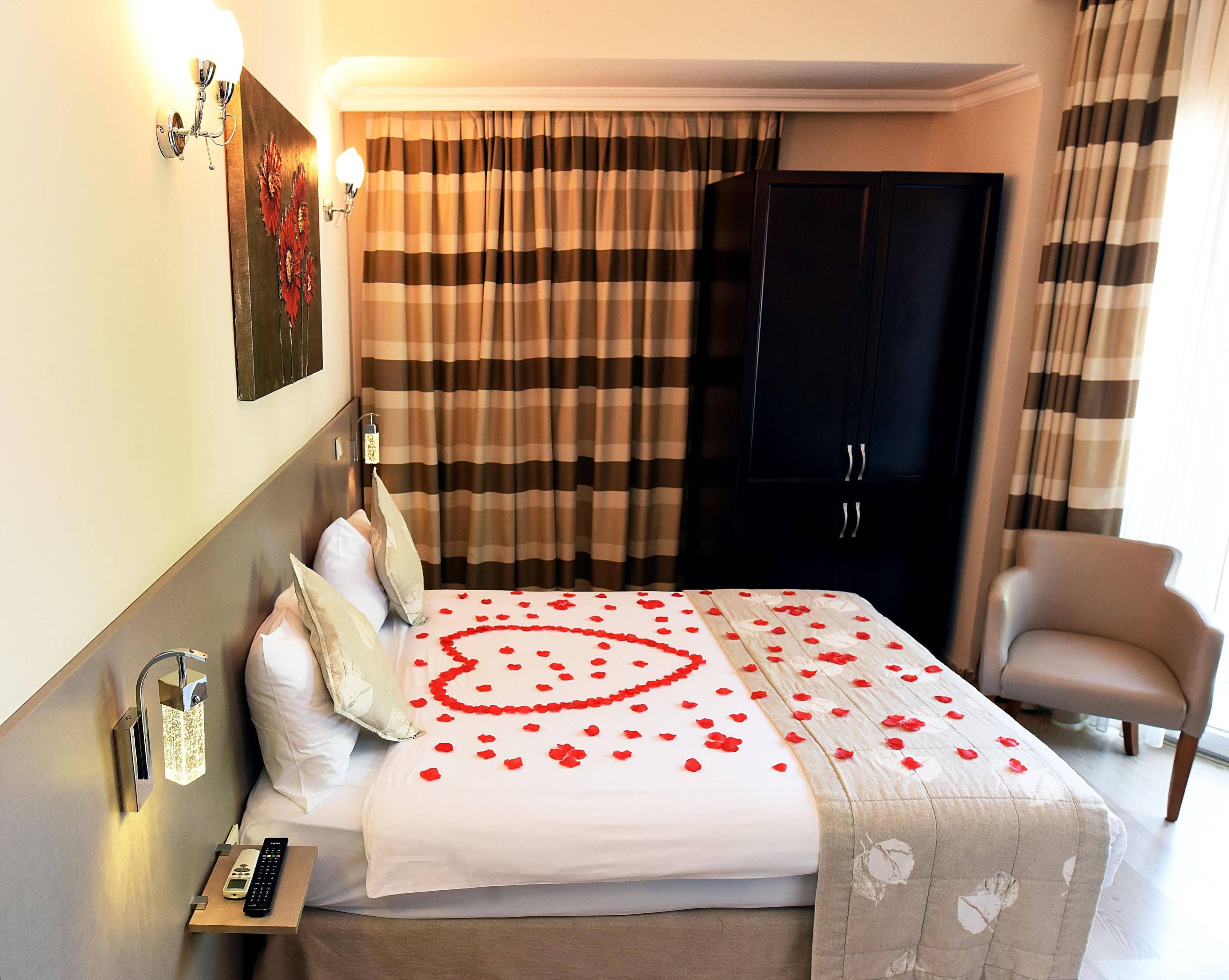 Marine House Boutique Hotel جزر الأمراء المظهر الخارجي الصورة