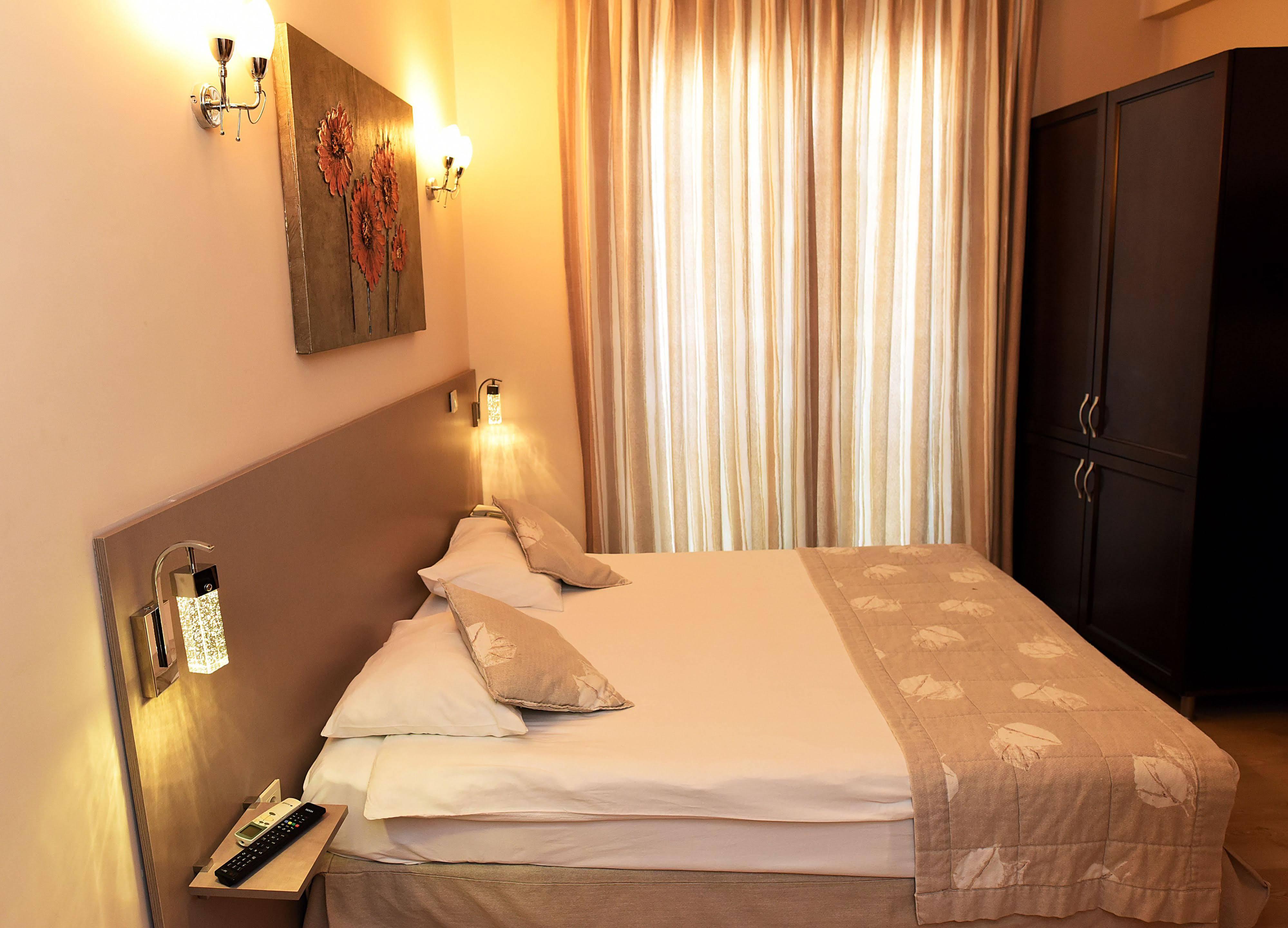 Marine House Boutique Hotel جزر الأمراء المظهر الخارجي الصورة