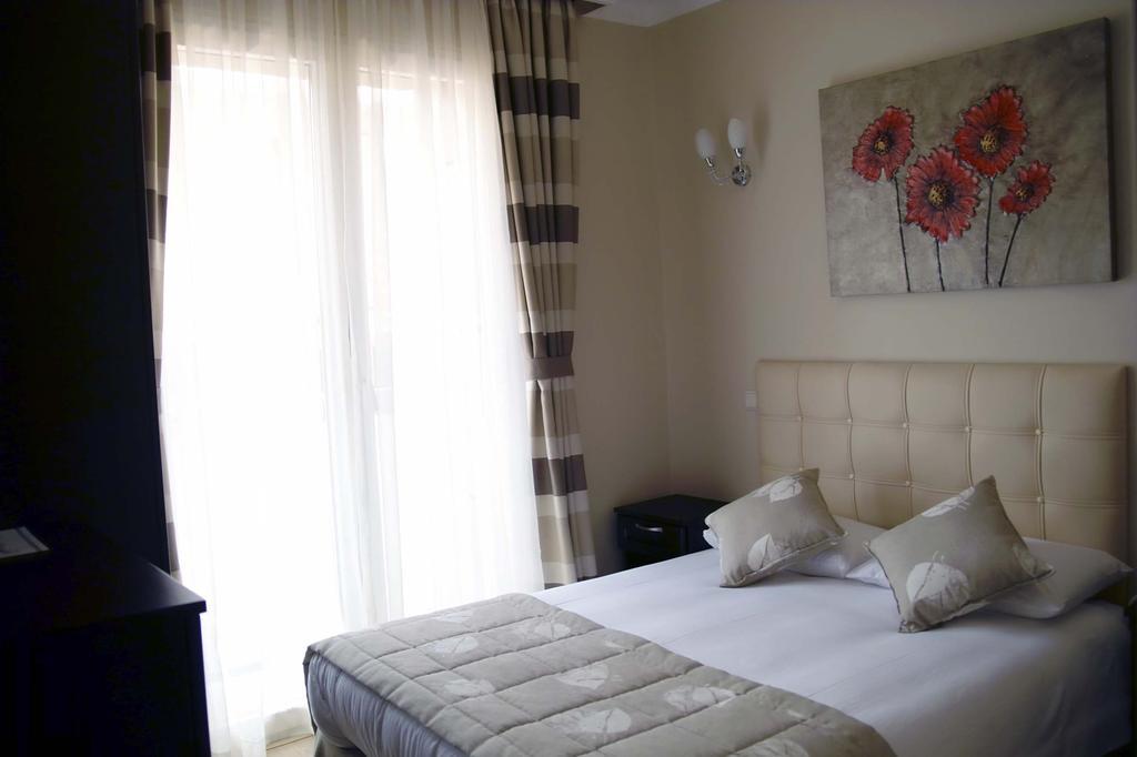 Marine House Boutique Hotel جزر الأمراء المظهر الخارجي الصورة